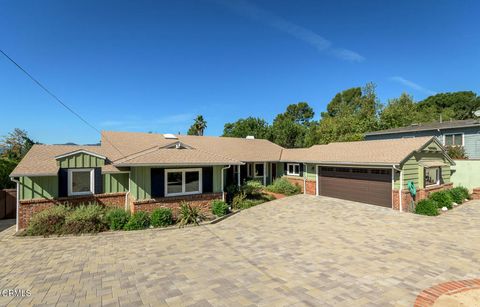 Photo of 5165 Ocean View Boulevard, La Canada Flintridge, CA 91011 (MLS # P1-26670)