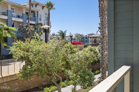 Tiny photo for 1423 Windshore Way, Oxnard, CA 93035 (MLS # V1-38870)