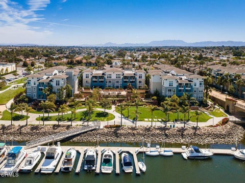 Photo of 1423 Windshore Way, Oxnard, CA 93035 (MLS # V1-38870)