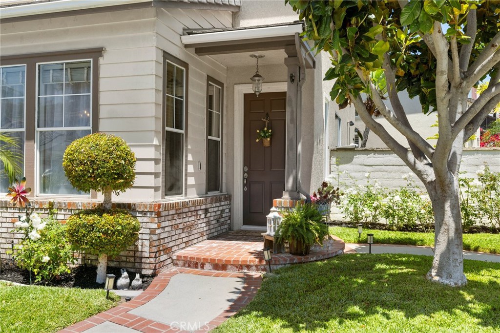 68 Radiance Lane