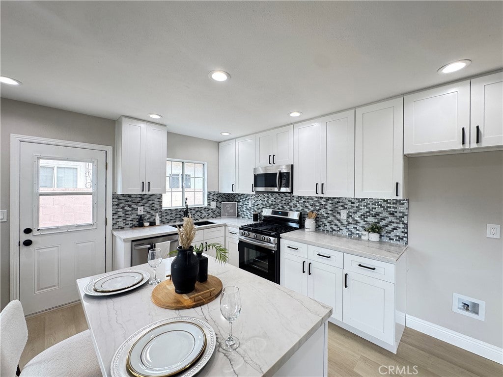 575 E Fernleaf