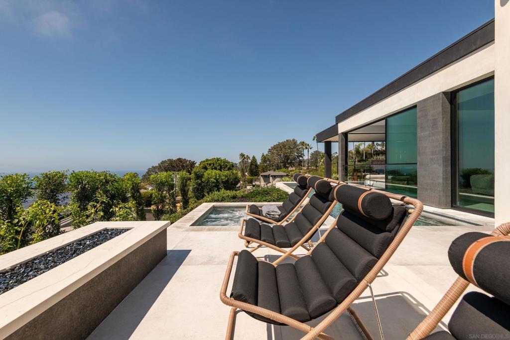 Del Mar - Residential