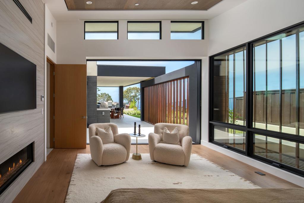 Del Mar - Residential