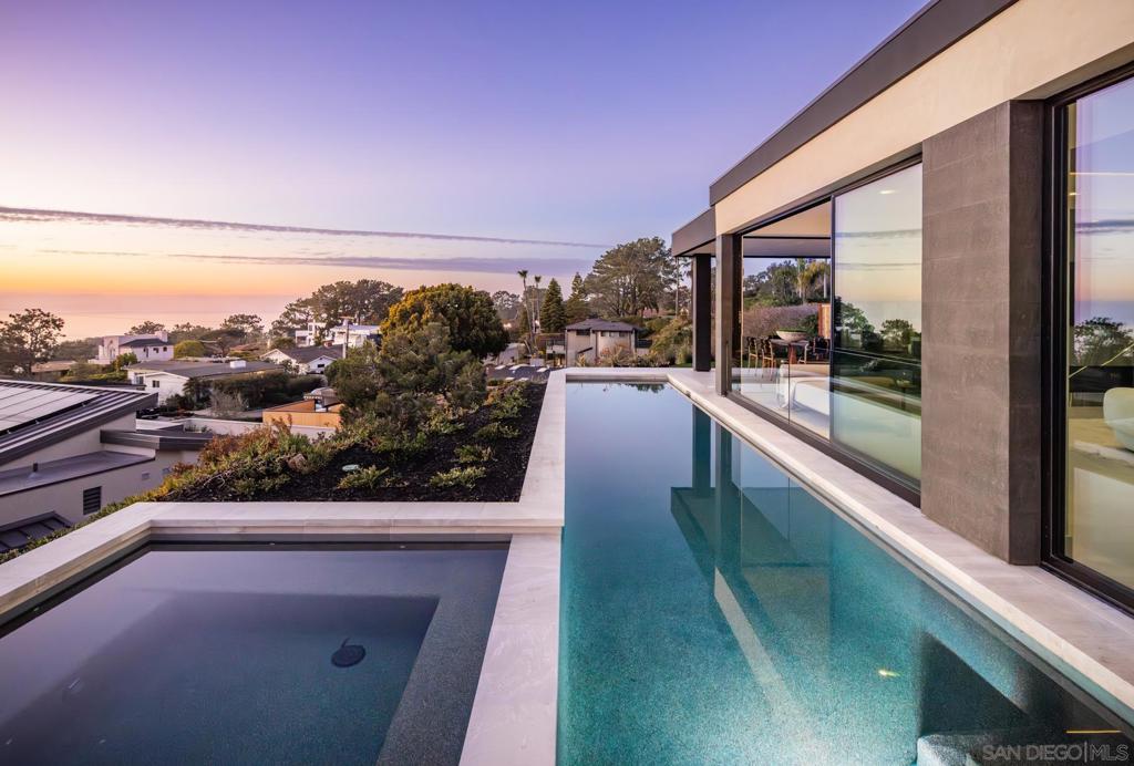 Del Mar - Residential
