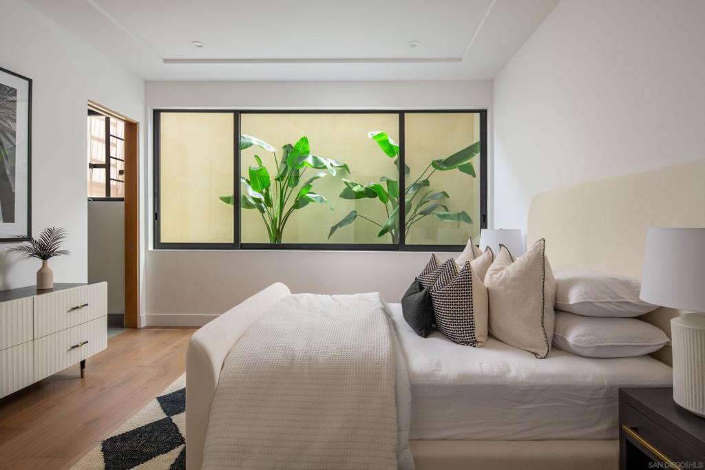 Del Mar - Residential