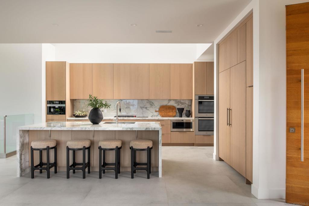 Del Mar - Residential