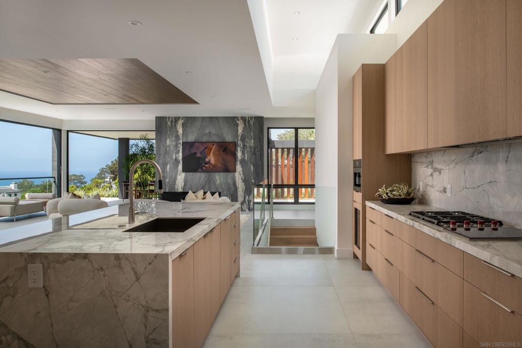 Del Mar - Residential