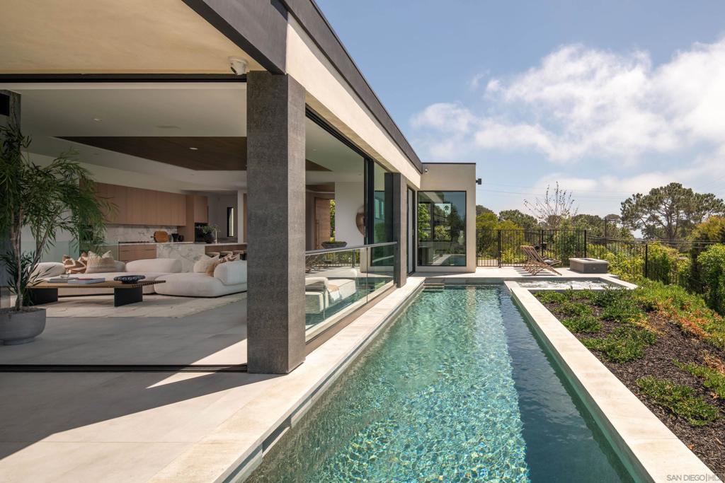 Del Mar - Residential