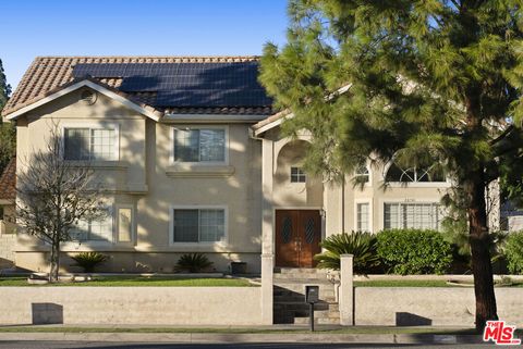 20741 Devonshire Street Chatsworth CA 91311