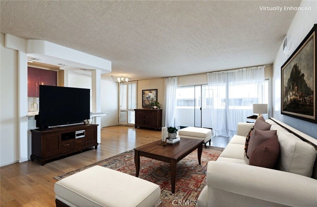 Photo of 5454 Zelzah Avenue #215, Encino, CA 91316 (MLS # SR25124906)