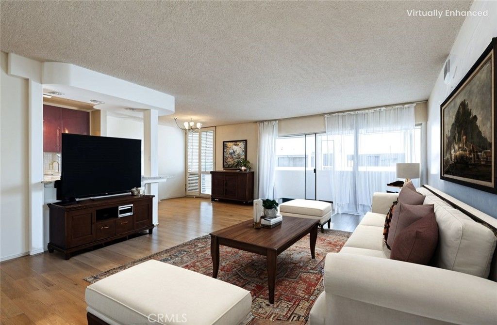 Photo of 5454 Zelzah Avenue #215, Encino, CA 91316 (MLS # SR25124906)