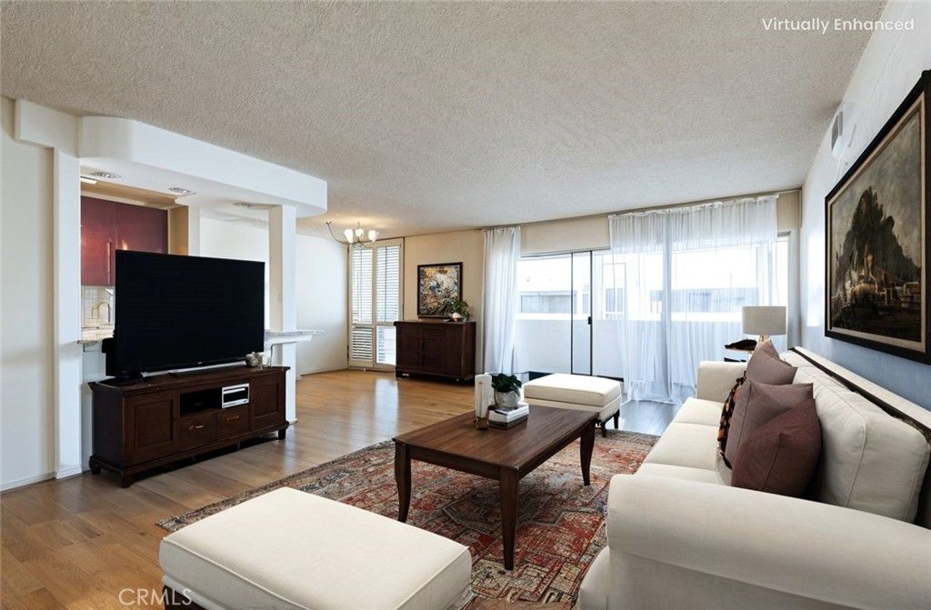 Photo of 5454 Zelzah Avenue #215, Encino, CA 91316 (MLS # SR25124906)