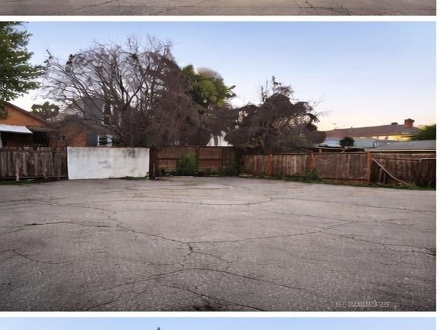 874 Isabella St