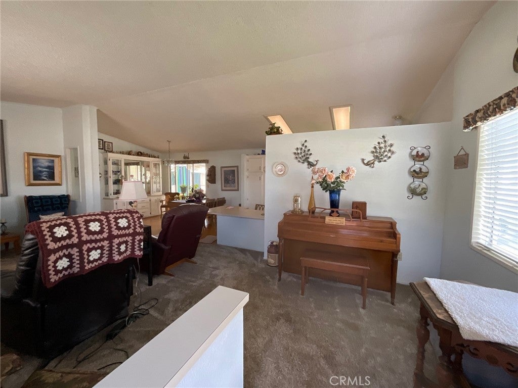 2124 Via Visalia