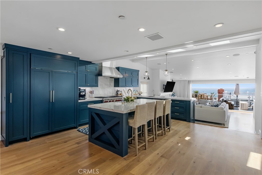 2427 Silverstrand