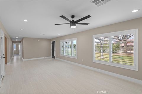 Photo of 15591 El Centro St, Hesperia, CA 92345 (MLS # IV26020900)