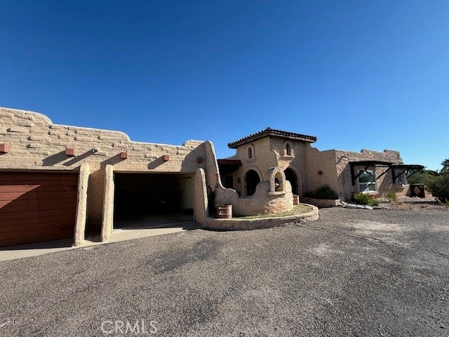 6300 N Camino Miraval