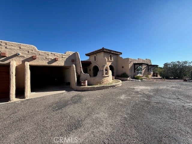 6300 N Camino Miraval
