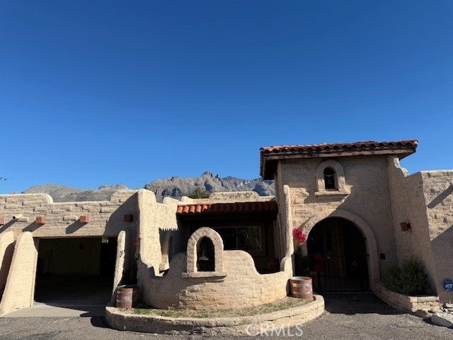 6300 N Camino Miraval