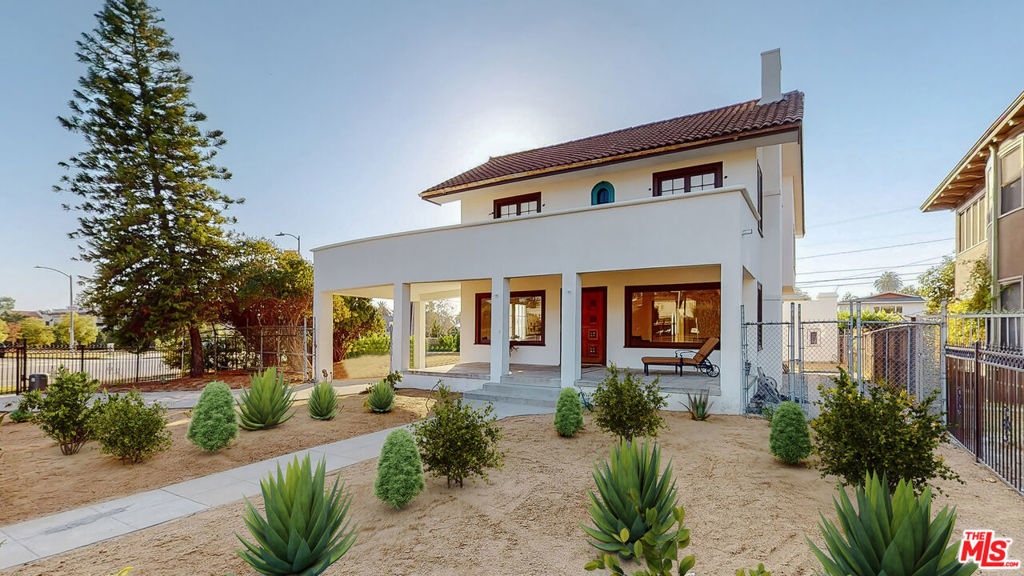 Properties 2 1867 Wellington Road
