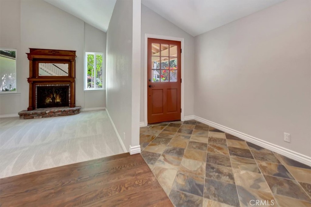27701 Pasatiempo