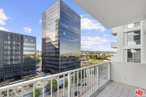 Photo of 2160 Century Parkway #710, Los Angeles, CA 90067 (MLS # 26984907)