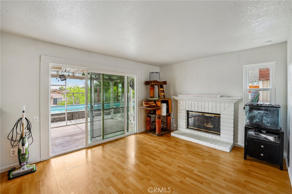 4176 Canyonside Circle