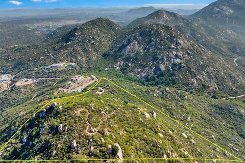 Photo of 13795 Pata Ranch Road, Lakeside, CA 92040 (MLS # PTP2505486) Photo of 13795 Pata Ranch Road, Lakeside, CA 92040 (MLS # PTP2505486)