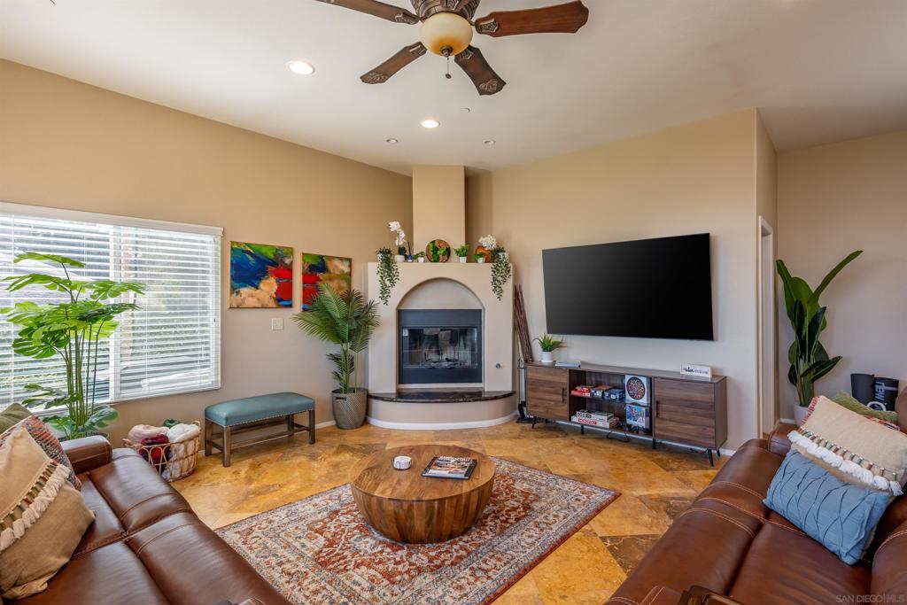 1152 Stoneridge Dr.
