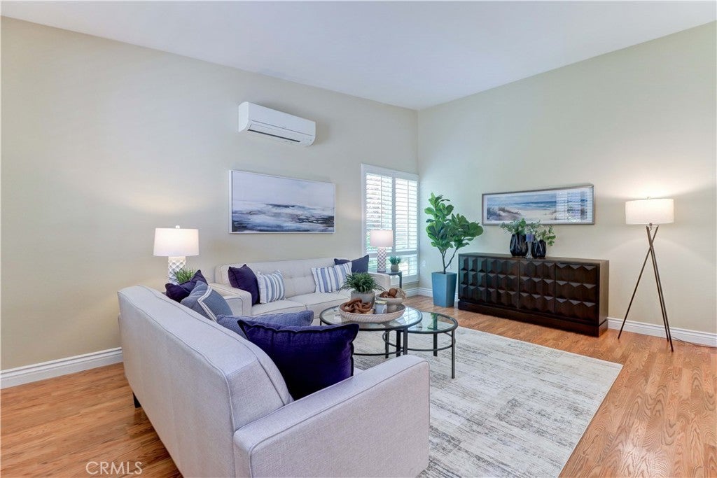 449 Avenida Sevilla D