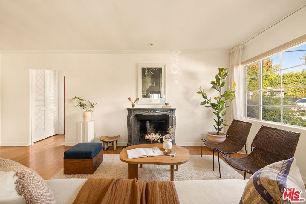 Photo of 9032 Phyllis Avenue, West Hollywood, CA 90069 (MLS # 26641549)