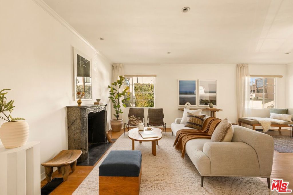 Photo of 9032 Phyllis Avenue, West Hollywood, CA 90069 (MLS # 26641549)