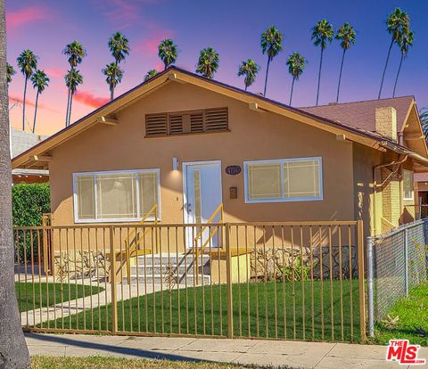 Photo of 4716 S Van Ness Avenue, Los Angeles, CA 90062 (MLS # 25610079) Photo of 4716 S Van Ness Avenue, Los Angeles, CA 90062 (MLS # 25610079)