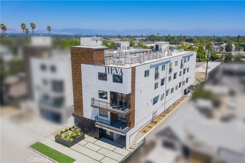 Photo of 7018 Alabama AVE #203, Canoga Park, CA 91303 (MLS # SR26145921)