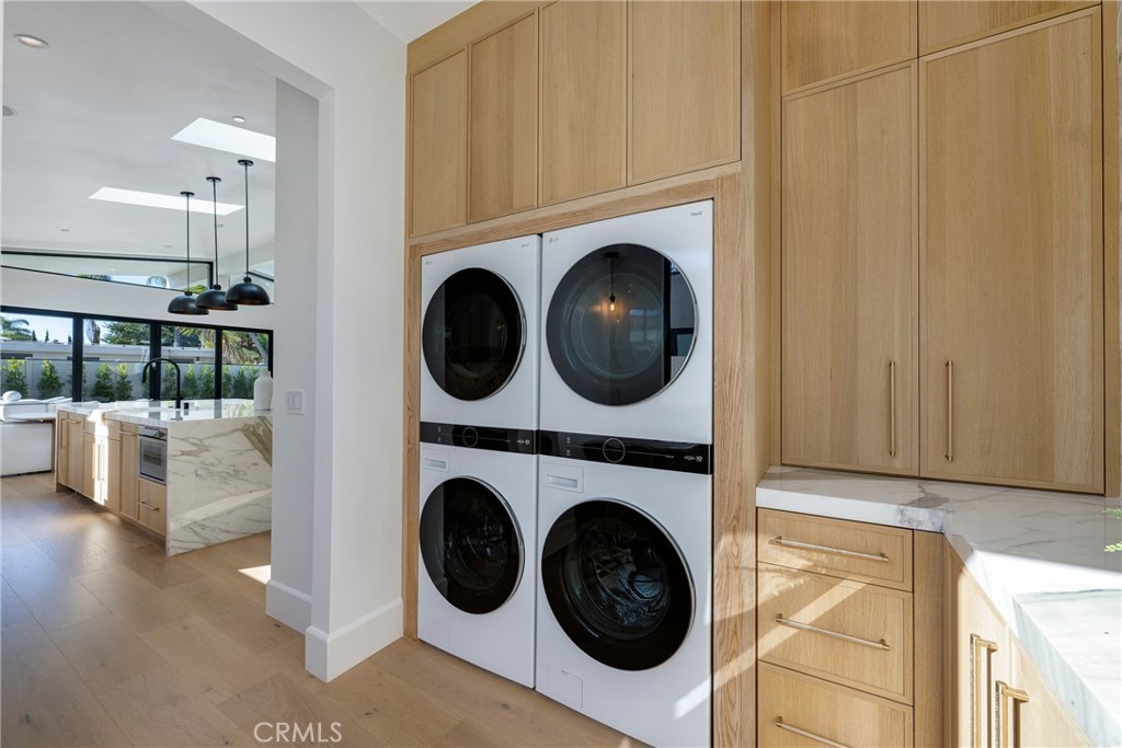 Corona del Mar South of PCH (CDMS) - Residential