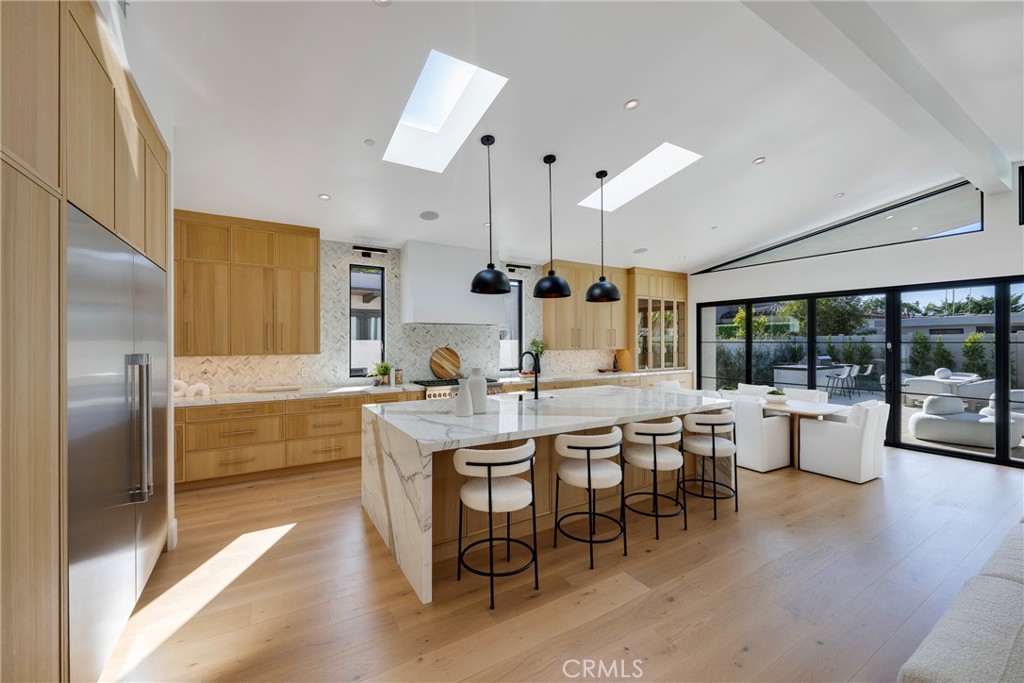 Corona del Mar South of PCH (CDMS) - Residential