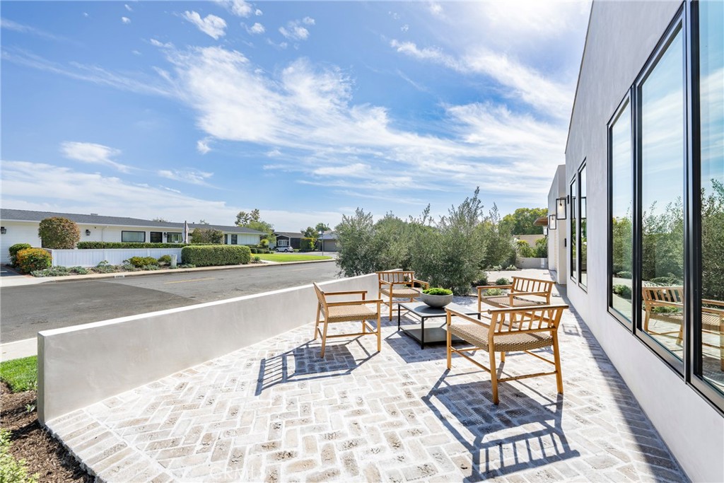 Corona del Mar South of PCH (CDMS) - Residential