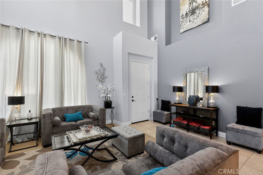 3240 Rancho Tierra Court