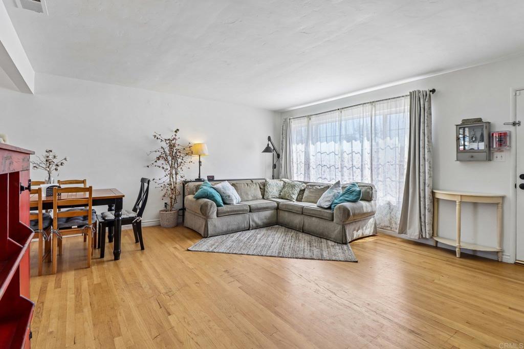 790 Brightwood