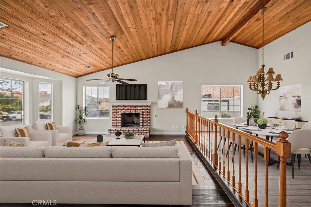 17965 Vista Point