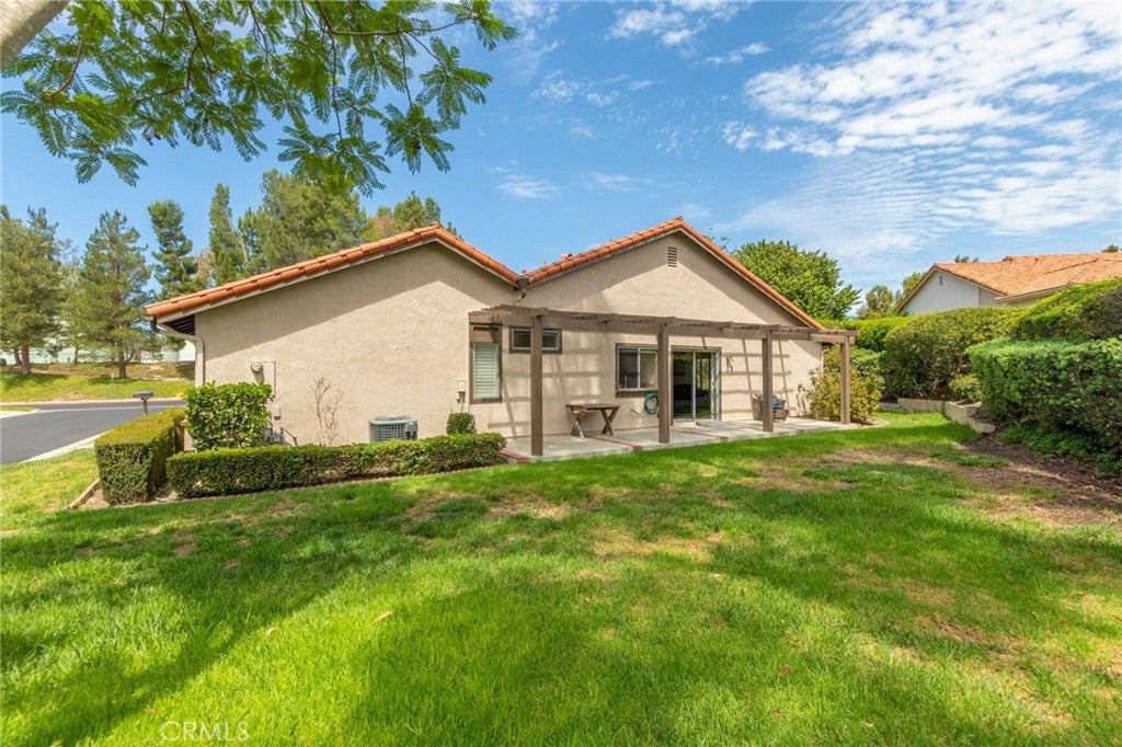 28302 Borgona, Mission Viejo CA 92692 - Photo 7