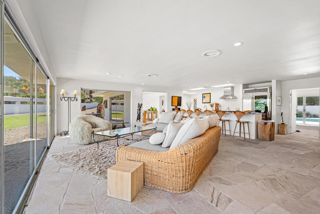 Thunderbird Heights - Residential