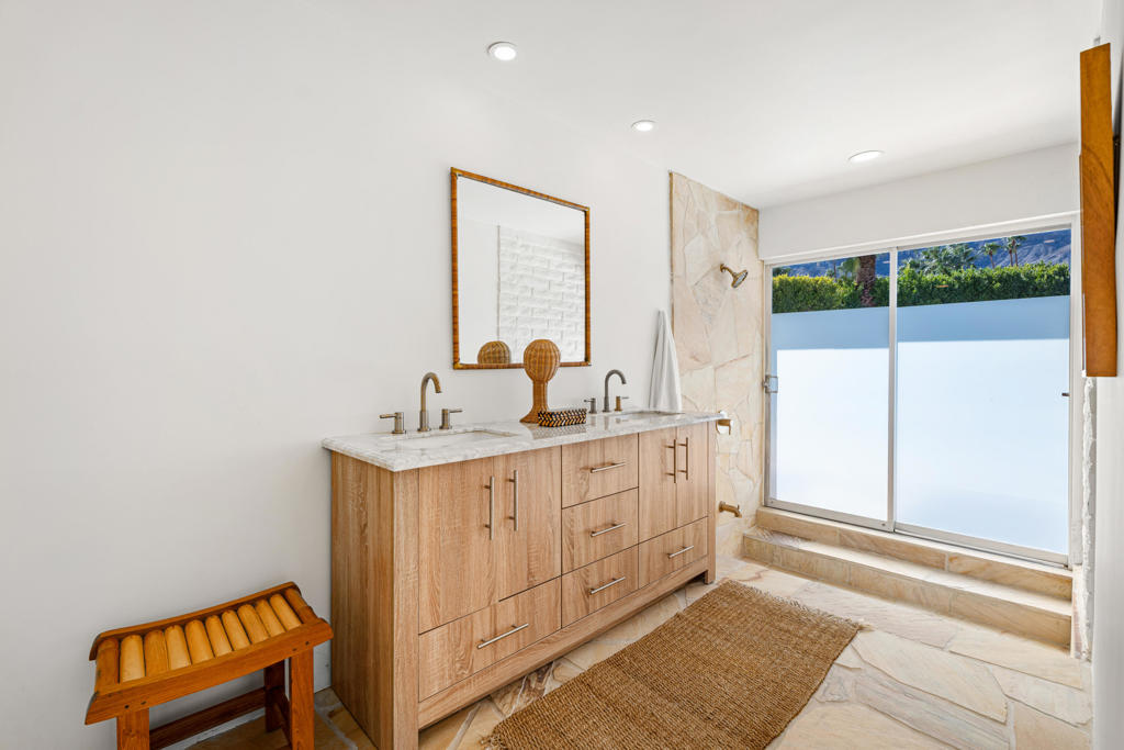 Thunderbird Heights - Residential