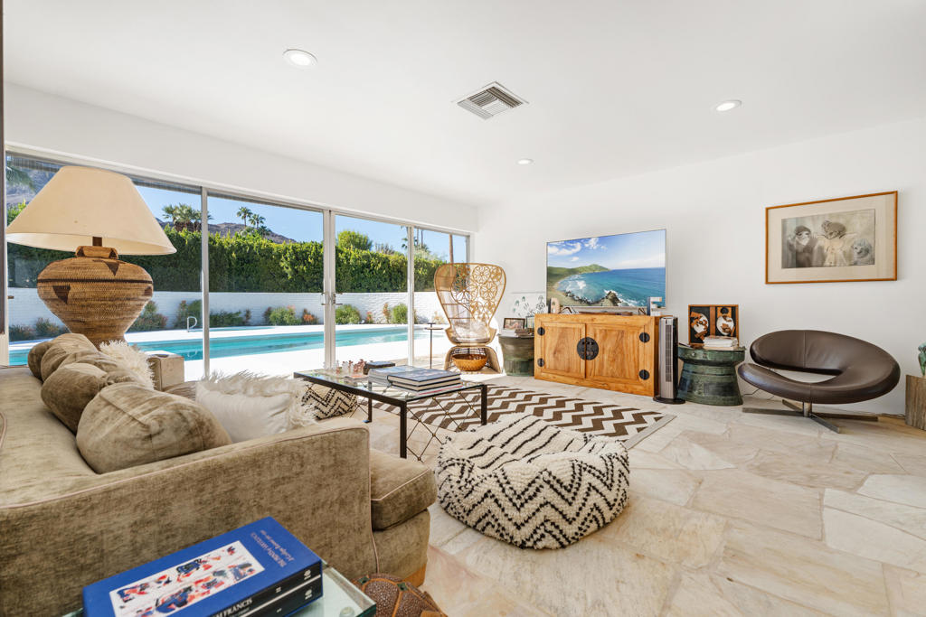 Thunderbird Heights - Residential