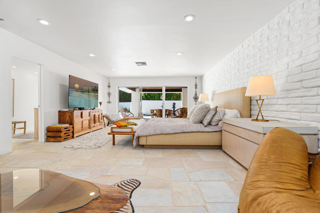 Thunderbird Heights - Residential