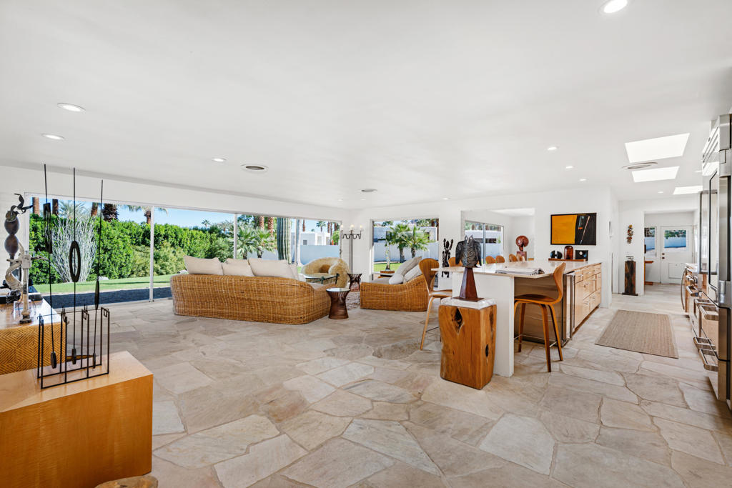 Thunderbird Heights - Residential