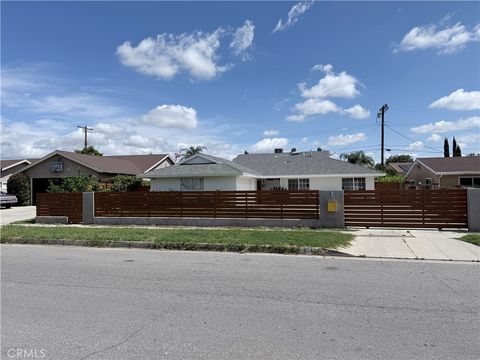 Photo of 22627 Enadia Way Way, West Hills, CA 91307 (MLS # SR26073260)