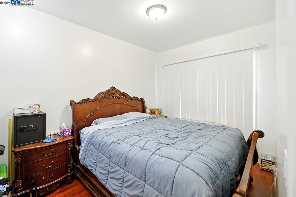 NOB HILL - Residential Income