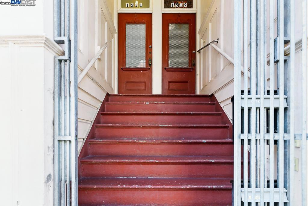 NOB HILL - Residential Income