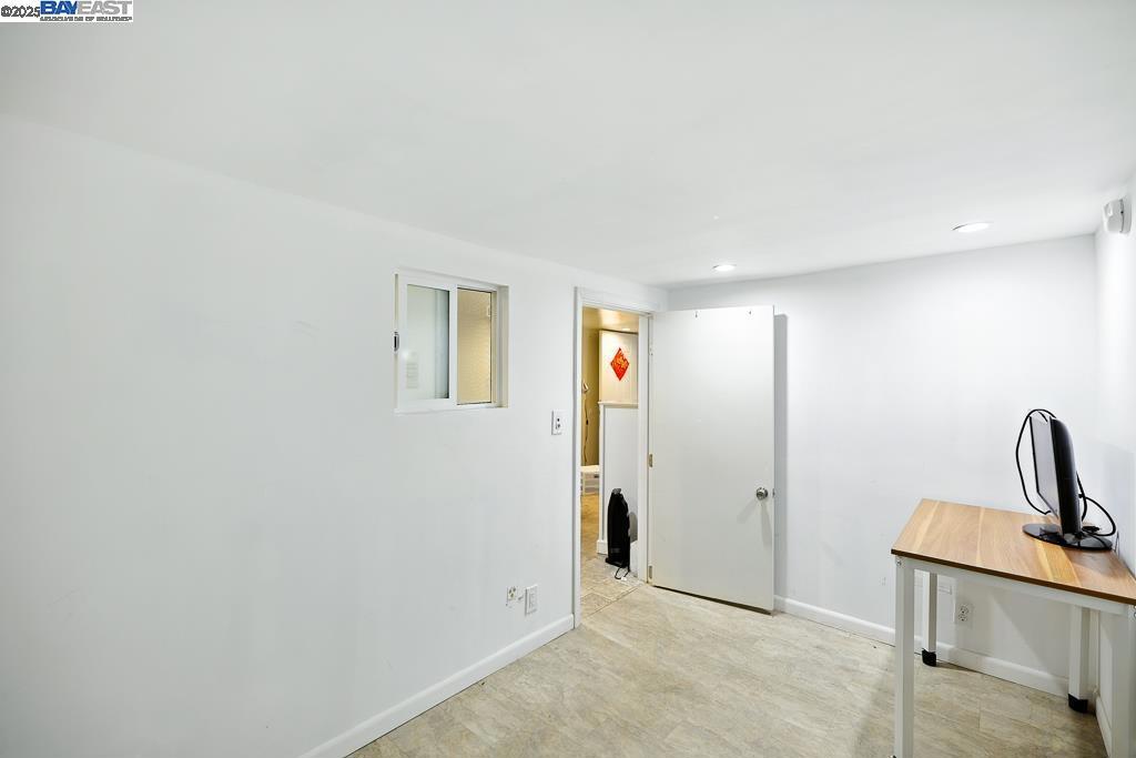 NOB HILL - Residential Income